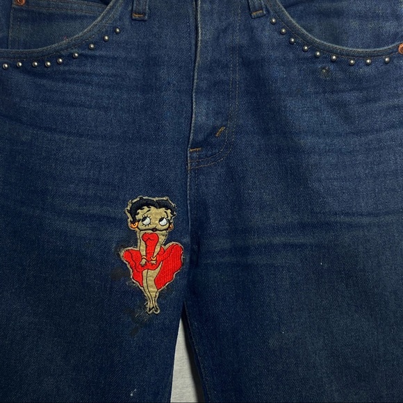 Vintage Plain Pockets High-waisted Jeans, Hand Studded & Patched - Picture 3 of 5